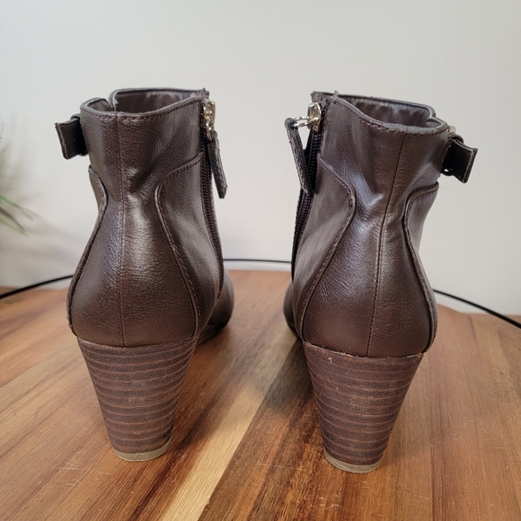 Dr. Scholls Daina Vegan Brown Leather Wedge Ankle Boots Booties Size 9 - Picture 6 of 17